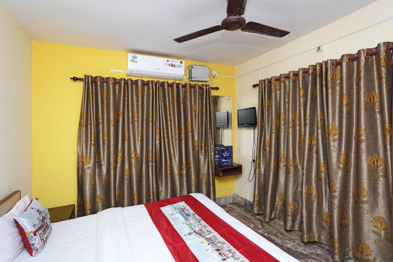Oyo Royal Ruby Enclave Hotel Puri Ngoại thất bức ảnh